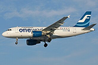 Finnair Airbus A319 in early Oneworld livery in 2008